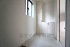 ご家族の靴をスッキリと片付けられるシューズボックス付きの玄関です＾＾スッキリと片付いた玄関は気持ちがいいです。