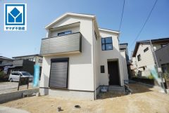 全2区画の新築戸建です。 歩10分圏：ロピア・白水大池公園・ナフコ・ＭｒＭａｘ・ローソン・ファミマなど。西鉄バス「松ヶ丘団地」停歩6分。大橋駅行き＾＾