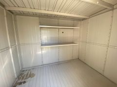 敷地内倉庫。趣味の道具もすっきり整頓できます。