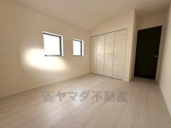 住む人のこだわりを活かす洋室＾＾広めのクローゼットもあり荷物もすっきり片付けられ、ゆとりのある暮らしが出来ます＾＾