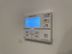 おいだき機能つきなのでお風呂に入る時間が異なるご家庭には嬉しいですね。ボタン一つで快適で便利な生活が＾＾