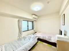 住む人のこだわりを活かす洋室＾＾クローゼットもあり荷物もすっきり片付けられ、ゆとりのある暮らしが出来ます＾＾ 