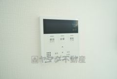 おいだき機能つきなのでお風呂に入る時間が異なるご家庭には嬉しいですね。ボタン一つで快適で便利な生活が＾＾