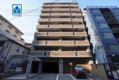 大濠公園駅徒歩8分、都心へのアクセス良好。スーパーやコンビニなども近く周辺環境充実。快適でゆとりのある生活空間で新生活を始めましょう^^