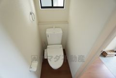 トイレは1階と2階それぞれに設けられています。