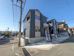 カースペースは2台分（車種による）を確保＾＾