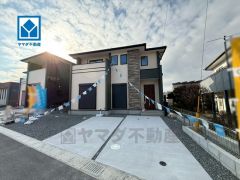 ダブルアクセス＾＾西鉄「朝倉街道」、JR「天拝山」（自転車5～6分/約1.4ｋｍ）。