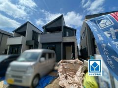 ＭｒＭａｘすぐ隣＾＾西鉄バス「上長尾」歩2分。博多駅・天神方面行＾＾