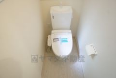 1階2階の2ヶ所にトイレがありますので、忙しい朝にも家族に気を使わず、ゆとりが生まれますね＾＾