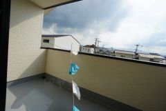 広さもしっかりあるのでたくさん洗濯物が干せそうですね。
