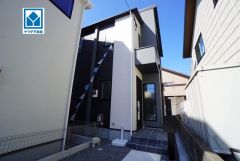 全2区画の新築戸建です。 歩10分圏：ロピア・白水大池公園・ナフコ・ＭｒＭａｘ・ローソン・ファミマなど。西鉄バス「松ヶ丘団地」停歩6分。大橋駅行き＾＾