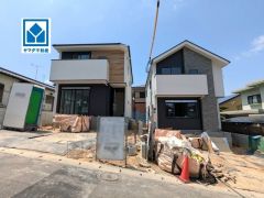 全2区画の新築戸建です＾＾右側が1号棟。