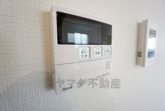 おいだき機能つきなのでお風呂に入る時間が異なるご家庭には嬉しいですね。ボタン一つで快適で便利な生活が＾＾