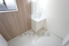 脱衣スペースも広々と確保されていて嬉しいですね＾＾