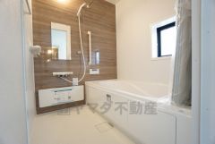 一日の疲れを癒すバスルーム。