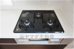 3口コンロなので、効率よくお料理が楽しめます。毎日のお料理も楽しくなりますね＾＾