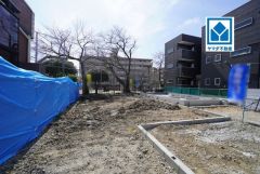 JR「南福岡」歩11分。西鉄「桜並木」歩15分。