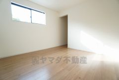 白を基調とした開放感あふれるルームデザインです＾＾