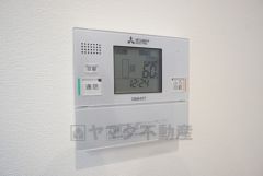 おいだき機能つきなのでお風呂に入る時間が異なるご家庭には嬉しいですね。ボタン一つで快適で便利な生活が＾＾