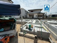西鉄「西鉄小郡駅」歩12分。都市部へのアクセス良好＾＾1ｋｍ圏にマックスバリュ、セブン、ローソン、ドラモリ、保育園、市役所など周辺環境充実＾＾