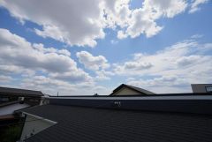 目の前に日差しを遮る建物がないので、日当たり＆風通し良好です＾＾