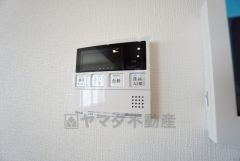 おいだき機能つきなのでお風呂に入る時間が異なるご家庭には嬉しいですね。ボタン一つで快適で便利な生活が＾＾