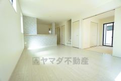 広々とした約16帖のLDK。