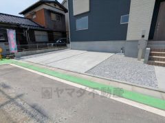カースペースは2台分（軽含む）を確保＾＾