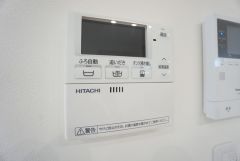 おいだき機能つきなのでお風呂に入る時間が異なるご家庭には嬉しいですね。ボタン一つで快適で便利な生活が＾＾