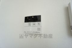 おいだき機能つきなのでお風呂に入る時間が異なるご家庭には嬉しいですね。ボタン一つで快適で便利な生活が＾＾