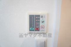 浴室暖房乾燥機には、暖房、乾燥、涼風、換気の4つの機能が付いています。タイマー付きです。換気・雨の日の洗濯も安心です＾＾