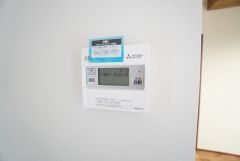 おいだき機能つきなのでお風呂に入る時間が異なるご家庭には嬉しいですね。ボタン一つで快適で便利な生活が＾＾