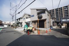 ららぽーと福岡すぐ（車3分/1ｋｍ）。