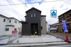 笹丘小(歩4分)＾＾友泉中(歩10分)＾＾西鉄バス「笹丘二丁目」歩5分。天神・博多行＾＾快速も停車。歩8分圏にサニー、デイリー、ドラッグイレブン、保育園など＾＾