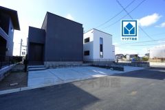 前面道路はゆとりがあります＾＾