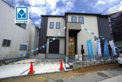 西鉄バス「御陵」徒歩2分＾＾博多・大橋方面行き＾＾西鉄「井尻」駅（自転車7分/1.7ｋｍ）。徒歩8分圏にハローデイ、ローソン、セブン、ドラモリ、病院、郵便局、幼稚園など周辺環境充実＾＾