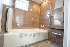 一日の疲れを癒すバスルーム。