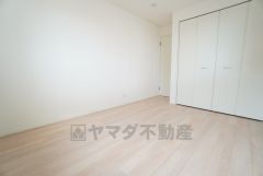 住む人のこだわりを活かす洋室＾＾広めのクローゼットもあり荷物もすっきり片付けられ、ゆとりのある暮らしが出来ます＾＾
