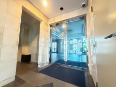 エントランスには管理人室もあります＾＾防犯面もしっかりされています＾＾