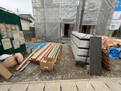 駐車スペースはゆとりある2台分を確保。マイカー用に、お客さま用に、余裕を持ってご利用いただけます。