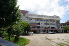 春吉小学校
