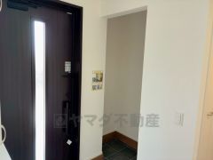 玄関横には土間収納付き＾＾