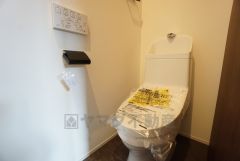 1階2階の2ヶ所にトイレがありますので、忙しい朝にも家族に気を使わず、ゆとりが生まれますね＾＾