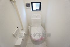 トイレは1階と2階それぞれに設けられています。
