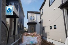 西鉄バス「須玖」歩3分。博多井尻大橋など多方面行き＾＾徒歩　公園3分、ドラモリ4分、サニー6分など周辺環境充実＾＾