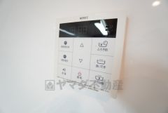 おいだき機能つきなのでお風呂に入る時間が異なるご家庭には嬉しいですね。ボタン一つで快適で便利な生活が＾＾