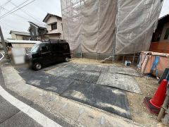 並列4台駐車スペースあり＾＾