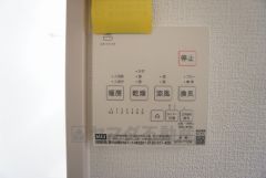 浴室暖房乾燥機付きなので、冬場のヒートショックの心配が軽減されそうですね＾＾