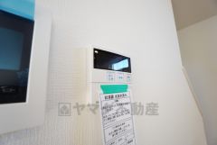 おいだき機能つきなのでお風呂に入る時間が異なるご家庭には嬉しいですね。ボタン一つで快適で便利な生活が＾＾
