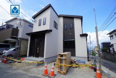 オール電化＾＾角地。JR「南福岡」(自転車5分/1ｋｍ)歩7分圏にサニー、ローソン、コスモス、郵便局など周辺環境充実＾＾